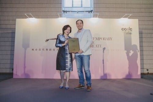 2017年獲城市當代舞蹈團頒發「城市當代舞蹈達人」。