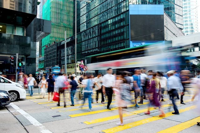 發展新產業難，守住傳統行業亦不容易，特別令人擔憂的是對外貿易。（Shutterstock）