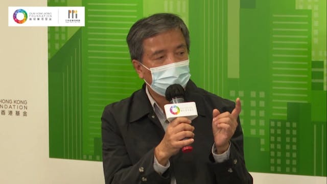 公屋聯會前主席王坤先生在座談會中批評，政府房屋政策因循守舊，「成也蕭何，敗也蕭何」。