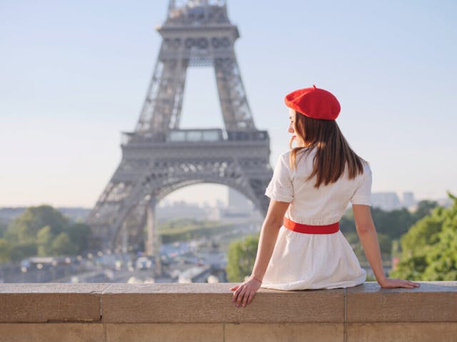 Emily in Paris同樣受歡迎。（Shutterstock）