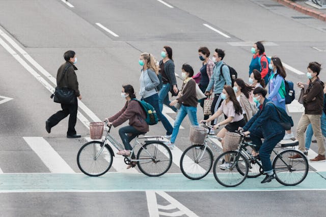 疫情導致不少財務危機。但買賣不做人情在，卻不能落井下石。（Shutterstock）