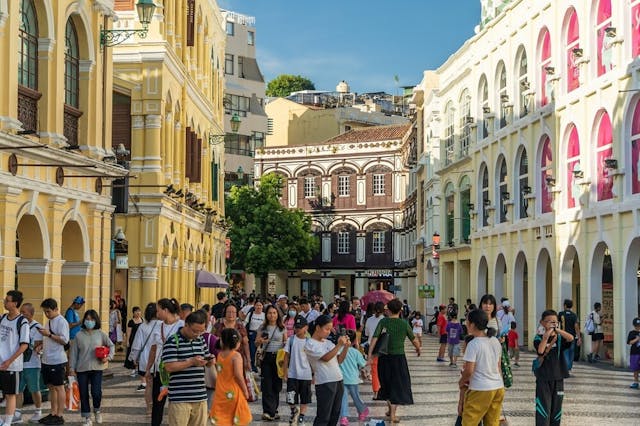 在五一黃金周內，國內入境香港的旅客約為76萬，而入境澳門的總旅客人數約為60萬。（Shutterstock）