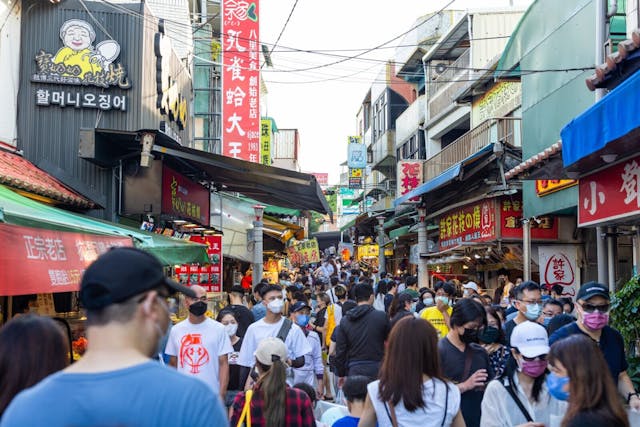 單邊開放就是讓台灣居民赴大陸自由就學、工作、定居、旅遊。（Shutterstock）