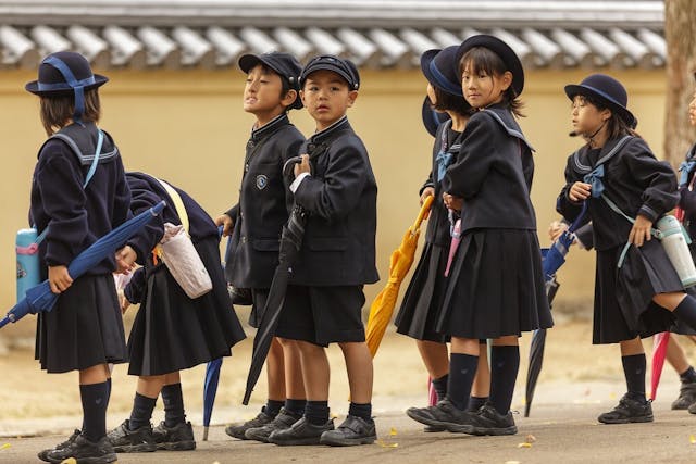 「躾」是日本人自創的國字，意思是教養、禮貌。（Shutterstock）