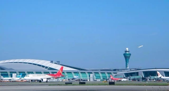 廣州白雲國際機場與香港機場的客源重疊逾七成，出現互相競爭的局面。（廣州白雲國際機場網頁）