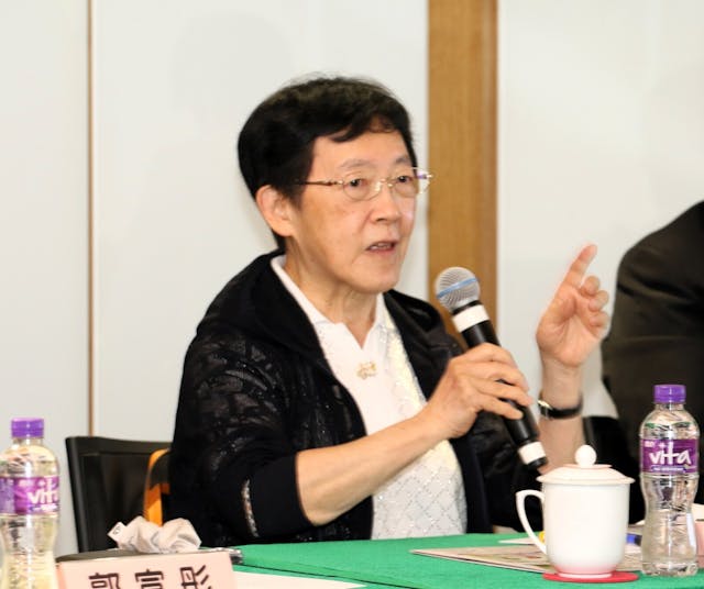 《大公報》前主筆葉中敏少年時已認識金庸。