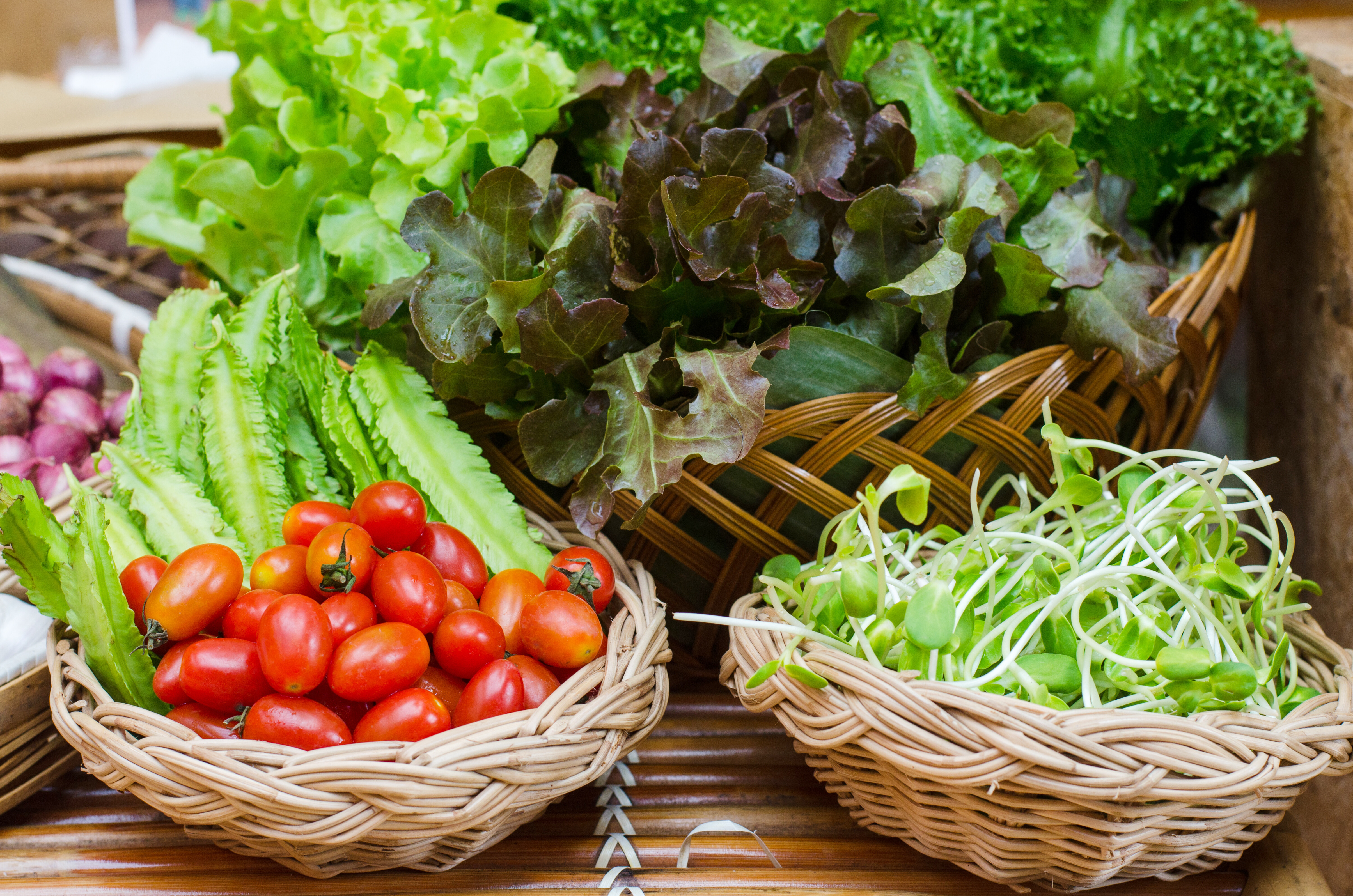 大部分蔬菜都是寒涼的，水果則以水分多寡來分辨屬性。（Shutterstock）