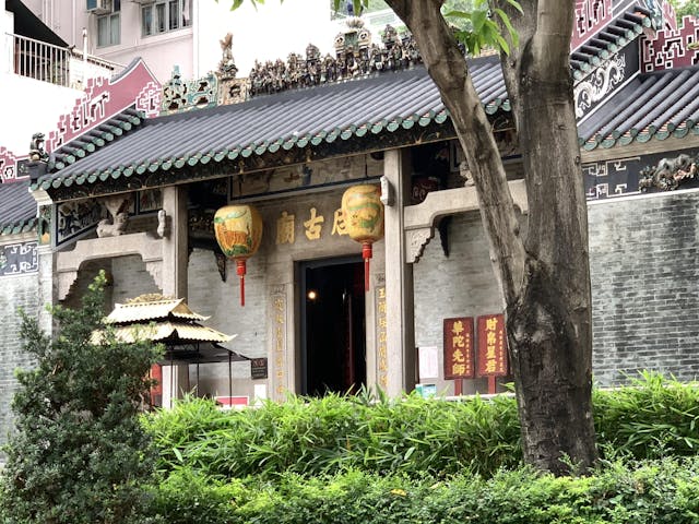 香港仔天后古廟於清代建成，由當地漁民集資，原位處海邊，因陸續填海，現已遠離岸邊。（作者供圖）