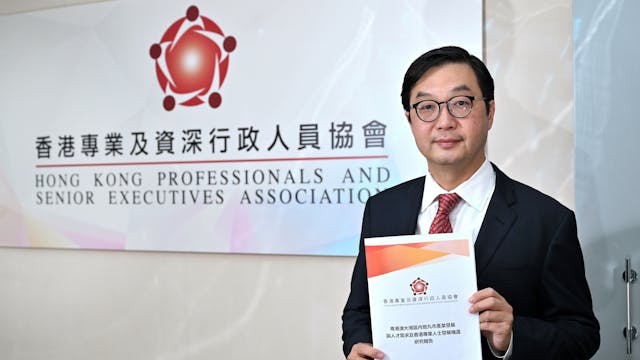 何博士指出，由於2022年全球疫情正盛，求職市場受到前所未有的影響，指標性較低，2018年至2021年的數據已有足夠參考價值。