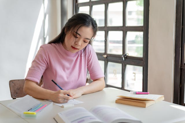 中國語文學習，學生答題取得分數，竟比知道學生的語文能力還重要。（Shutterstock）