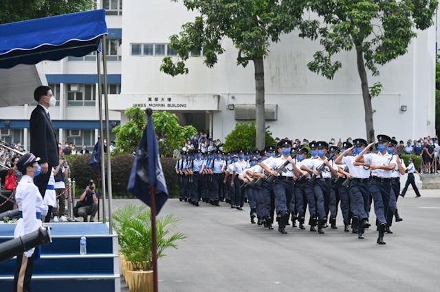 香港警察學院檢閱結業會操，首次全面採用中式步操。（政府新聞處圖片）