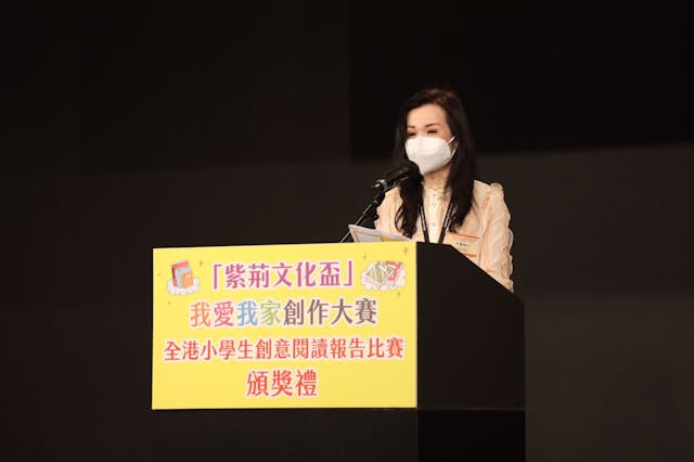 新雅文化事業有限公司董事總經理兼總編輯尹惠玲女士致謝辭。