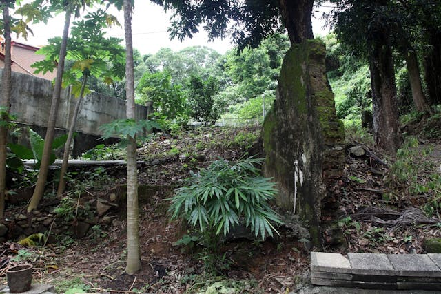 碗窰的聖伯多祿小堂今天僅餘一面磚牆遺跡。