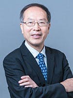 馮奕斌教授加入香港大學20多年，2021年出任港大中醫藥學院院長。（港大）