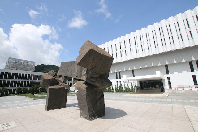 香港中文大學的重要地標《仲門》。（灼見名家圖片）