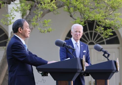 2021年4月美日首腦會談聲明中，率先出現構建印太「綠色港口、航運網絡」。（日本首相新聞處）