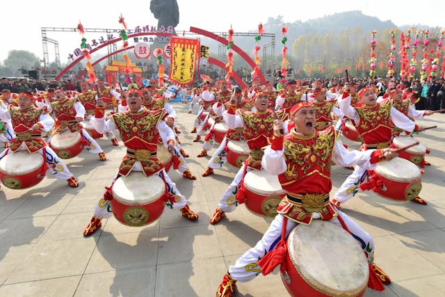 音樂會匯聚來自世界各地的表演團隊，更包括內地兩隊非物質文化遺產鼓隊表演陝西韓城行鼓及蘭州太平鼓。