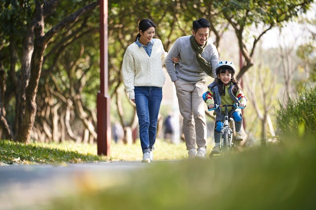 由於幼兒在學校的時間始終不及在家，因此學校更需時刻和家長跟進幼兒的情況。（Shutterstock）