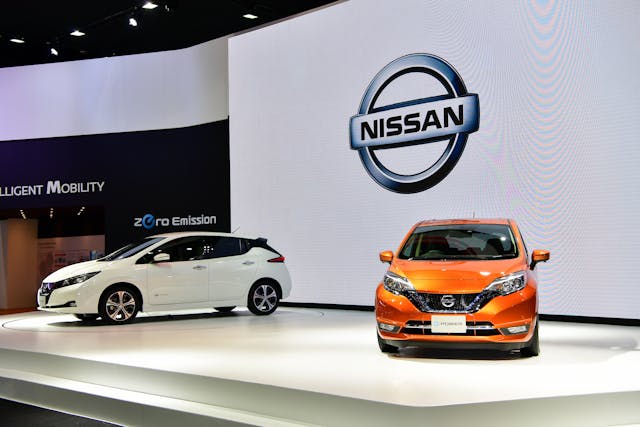 日產Note-E型號電動車內置以燃油推動發電機發電供能。（Shutterstock）