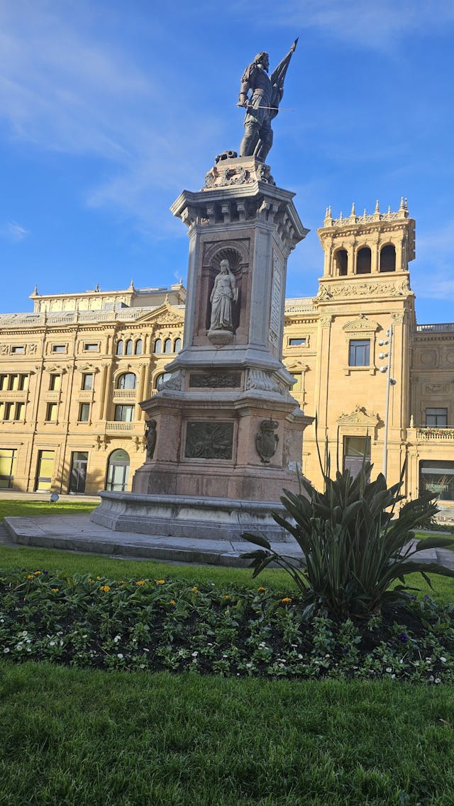 這個曾經為他們打天下的 Antonio de Oquendo，在17世纪初，打赢英國，成為海上霸主。