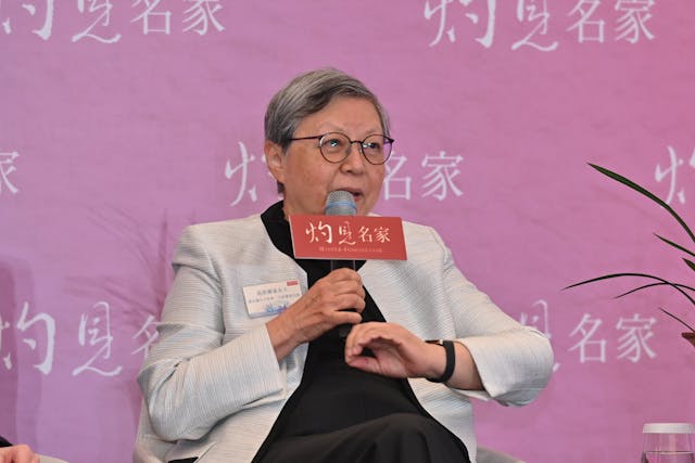 范徐麗泰強調，問責官員沒有政黨支撐是香港政治其中一個問題。