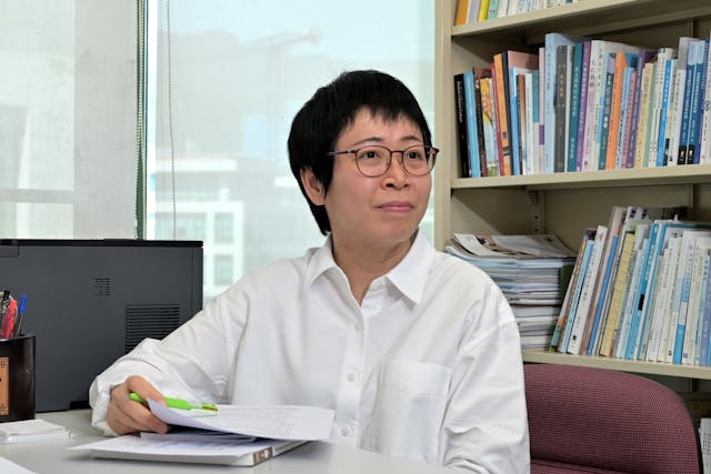 張凌博士指出,當代優秀國際中文教師需具備扎實的語言文化功底、國際視野和科技應用能力,及能提供多樣化授課方式。尤其在AI時代,更要注重人文關懷和跨文化理解能力,以應對不同語言背景學生的需求。