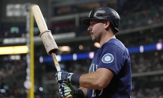 MLB》曾被球隊拒之門外，Cal Raleigh 低調逆襲的巨星之路 - MLB - 棒球 | 運動視界 Sports Vision
