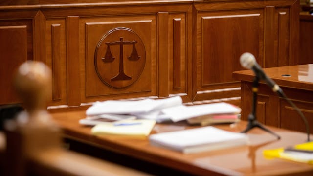 刑事附帶民事訴訟制度在中國一直存在爭議。(Shutterstock)