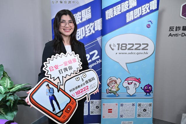 李警司指出，針對內地學生最常見的詐騙手法，便是假冒內地官員或公安致電給學生。