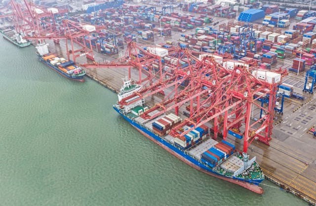 ?&raquo;?????Ƭ????????2025??10??13??
    10??13?գ??ڽ???ʡ???Ƹ۸ۼ?װ????ͷ????????װ?س??ڻ?????˻???Ƭ????
    10??13?գ????????𷢲???????ʾ??????ǰ?????ȣ??ҹ?????&oacute;?׽???????ֵ33.61????Ԫ??ͬ??????4%????ǰ8???&frac14;ӿ?0.5???ٷֵ㡣
    ?&raquo;??緢?????????㣩