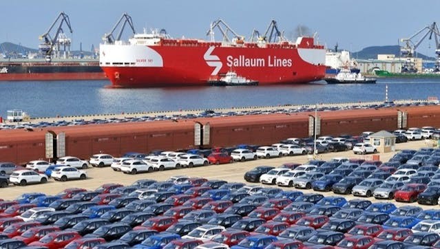 ?&raquo;?????Ƭ????????2025??9??15??
    ??????????ɽ???ۿ???̨?ۼ???ȴ?װ?????ڣ?9??14???㣬???˻???Ƭ????
    ????ͳ?ƾ?15?շ???????????ʾ??8?&middot;ݣ?ȫ????ģ???Ϲ?ҵ????ֵͬ??????5.2%??????????0.37%??ȫ??????ҵ????ָ??ͬ??????5.6%??
    ?&raquo;??緢???ƿ??㣩