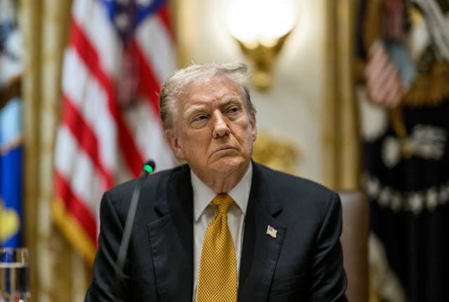 President Donald Trump hosts a bilateral lunch meeting with Hungarian Prime Minister Viktor Orban in the Cabinet Room, Friday, November 7, 2025. (Official White House Photo by Daniel Torok)