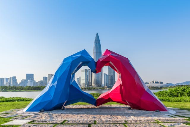 作為中國式現代化道路的開放表達，深圳要通過APEC傳達其開放帶來進步的核心價值，並基於自身踐行高水平開放的經驗，向APEC其他經濟體提供可複製、可推廣的制度型開放經驗。（Shutterstock）