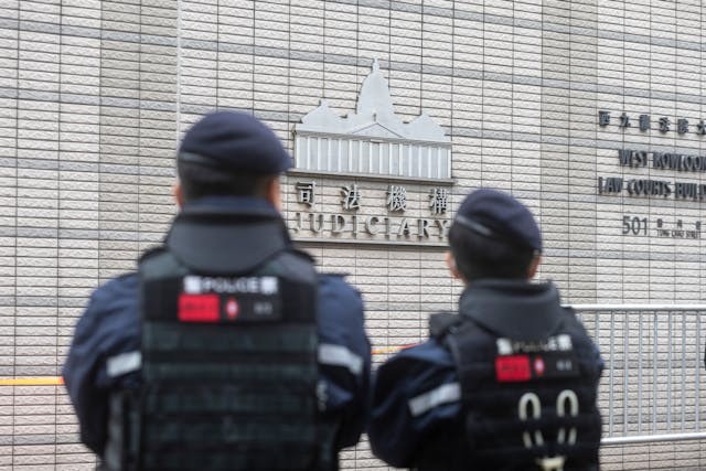 針對此次大火，深入調查，大膽改革，並嚴肅追責，才可能鍛造出一個更強大、更公平的香港。（Shutterstock）