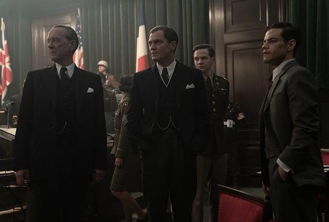 所有軍事行動，只有金錢利益才是唯一標準。（《紐倫堡大審判》電影官方網站 Sony Pictures Classics）