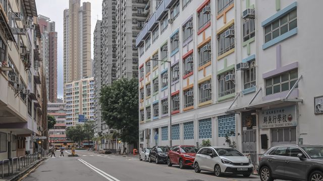 集體等候發落 教育坐失良機