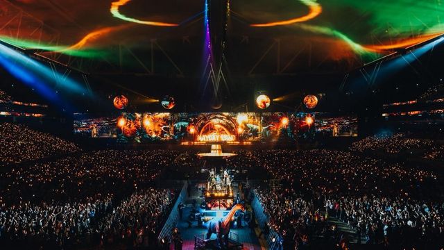 你是啟德的五月天