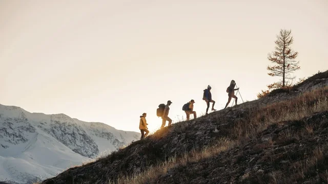 從不可能到可能：香港中學高海拔登山活動的風險、價值與教育取捨