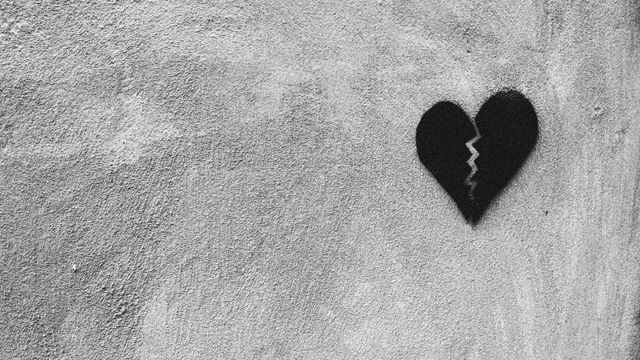 愛很難 走在一起更難