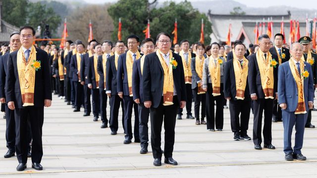 清明時節憶先烈 弘揚愛國愛港情