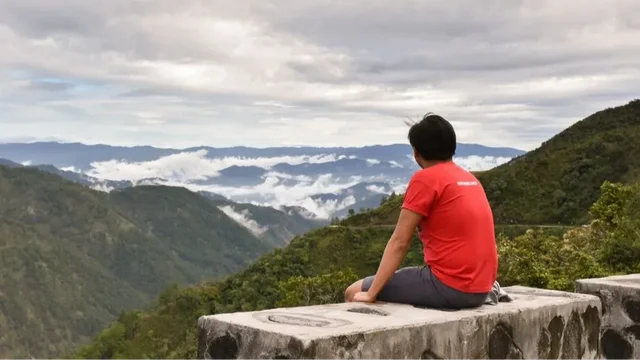 遠方是別人的風景 低頭才是自己的生活