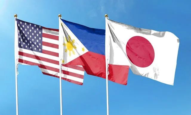 日菲的算計嚴重錯誤,依附美國承擔高度風險。(Shutterstock)
