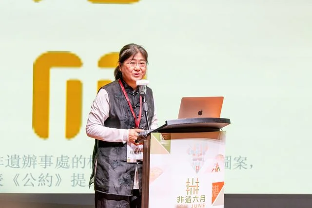 香港城市大學中文及歷史學系主任程美寶教授認為保護非遺的終極意義,是借助傳統文化追尋美好生活。(謝開妍攝)