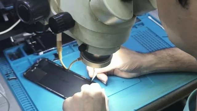 華強北路 維修iPhone手機坑多
