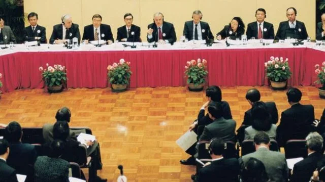 另起爐灶