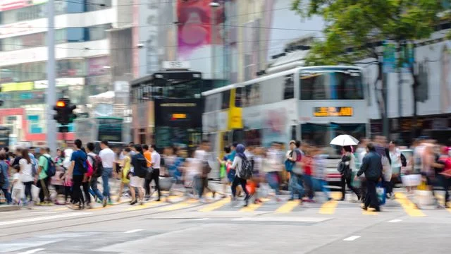 以網絡治理化解碎片化：香港經驗對中國內地社區社會組織發展的啟示