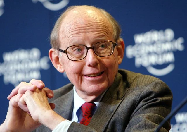 DAVOS/SWITZERLAND, 25JAN04 - Samuel P. Huntington, Chairman, Harvard Academy for International and Area Studies, USA, captured during the session 'When Cultures Conflict' at the Annual Meeting 2004 of the World Economic Forum in Davos, Switzerland, January 25, 2004.
Copyright <a href="http://www.weforum.org">World Economic Forum</a> (<a href="http://www.weforum.org">www.weforum.org</a>)
<a href="http://www.swiss-image.ch">swiss-image.ch</a>/Photo by Peter Lauth