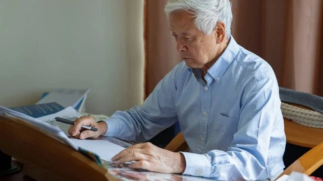 挺身而作可信而不可愛之言──林行止獲嶺南大學榮譽社會科學博士贊辭