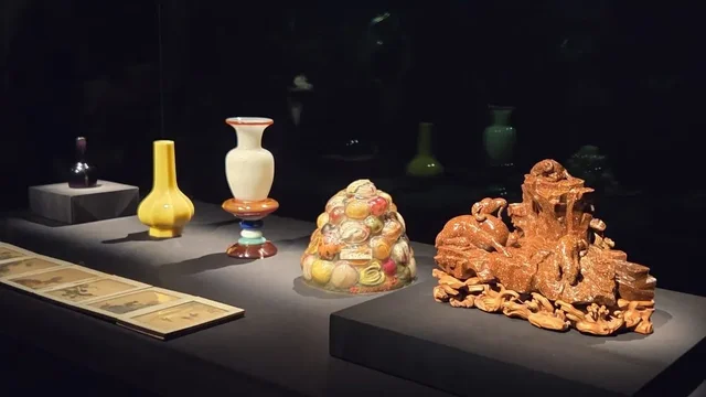 兩展呈獻清宮藝術審美