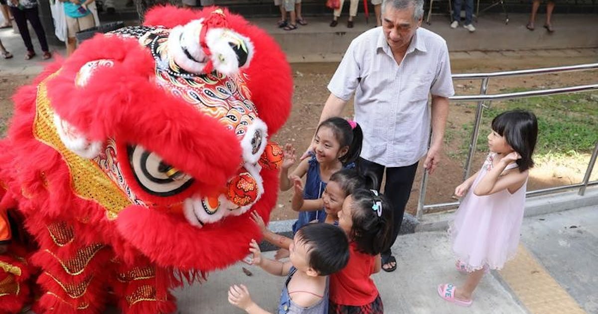 走過百年風雨路:源自廣東的南獅舞獅文化,是如何在新加坡生生不息的 - TNL The News Lens 關鍵評論網